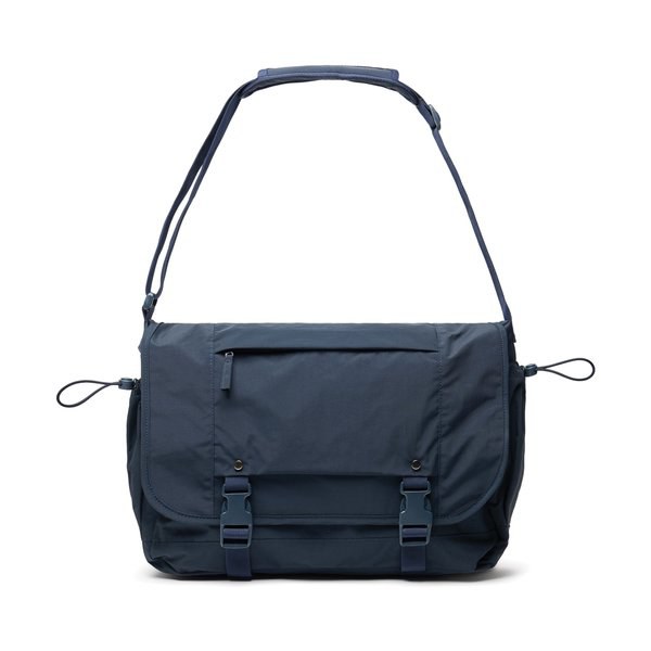 XD Xclusive P732.14 - KENTO URBAN RCS nylon recyclé sac bandoulière 15,6 pouces