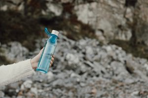 Vinga V43305 - Bouteille d’eau VINGA Lean RCS RPET 800 ml